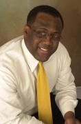 Johnathan Holifield 