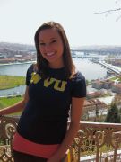 Emily Calandrelli 