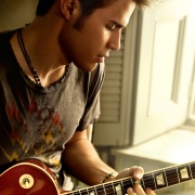 Kris Allen (2.1.10)