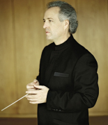 Manfred Honeck (Photo by Felix Broede)